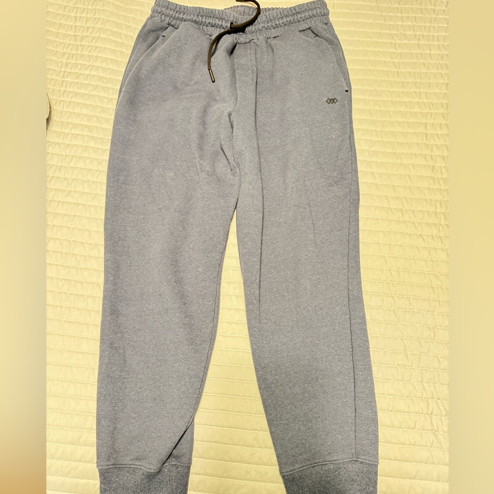 Leg3nd brand joggers size L